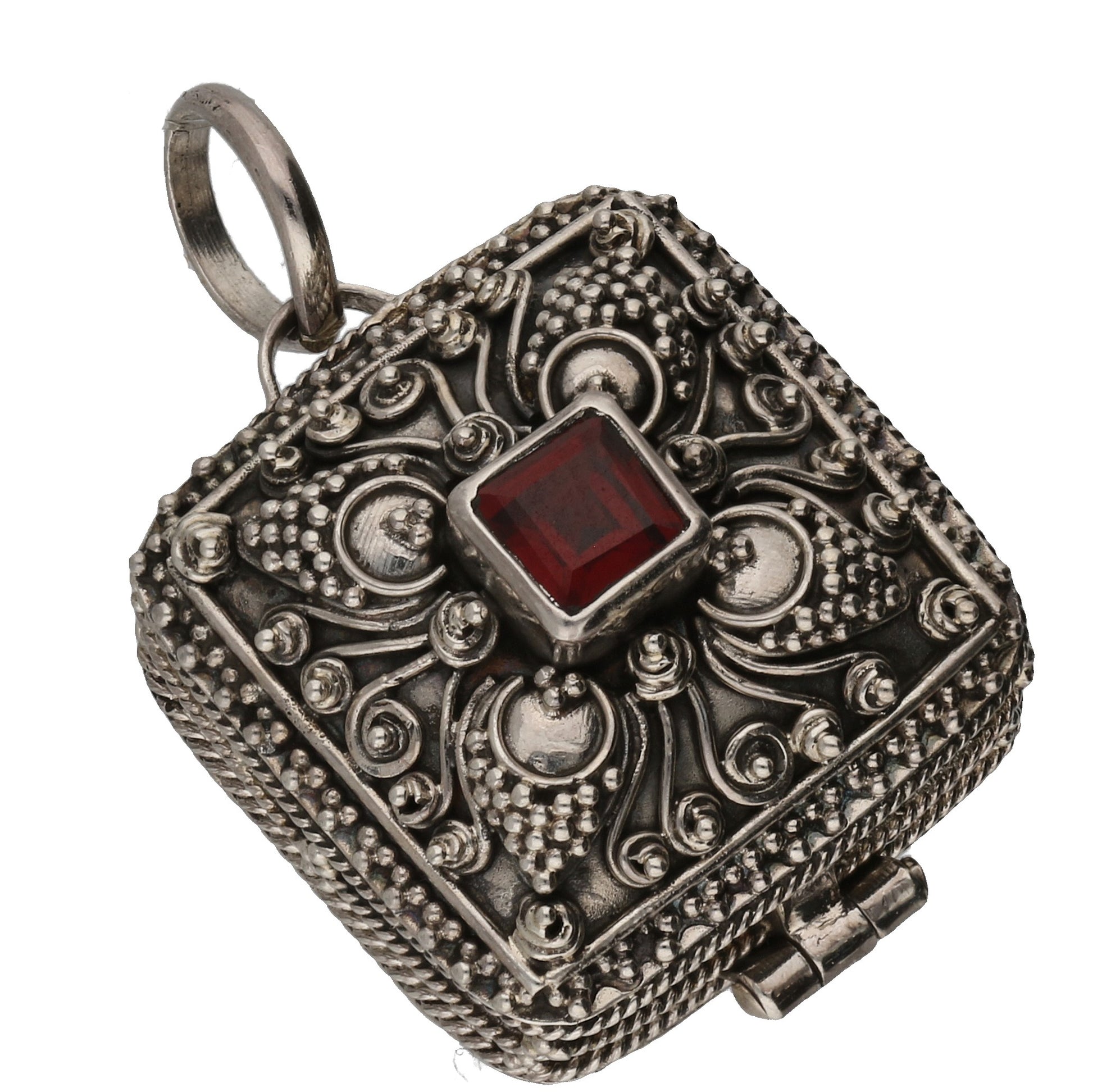 sterling silver poison pendant with garnet